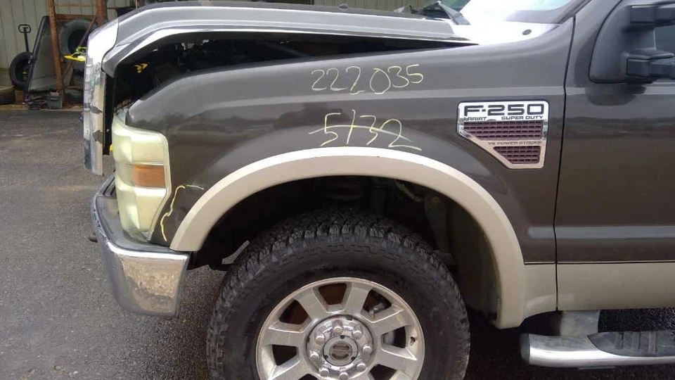 (LOCAL PICKUP ONLY) Fuel Tank Front Midship 6' 9" Box Fits 08-10 FORD F250SD PIC Foto 2 de 4