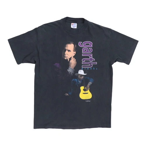 Garth Brooks Shirt Size: Large 1990s vintage concert t-shirt, vintage, size L, single stitch, B+ condition