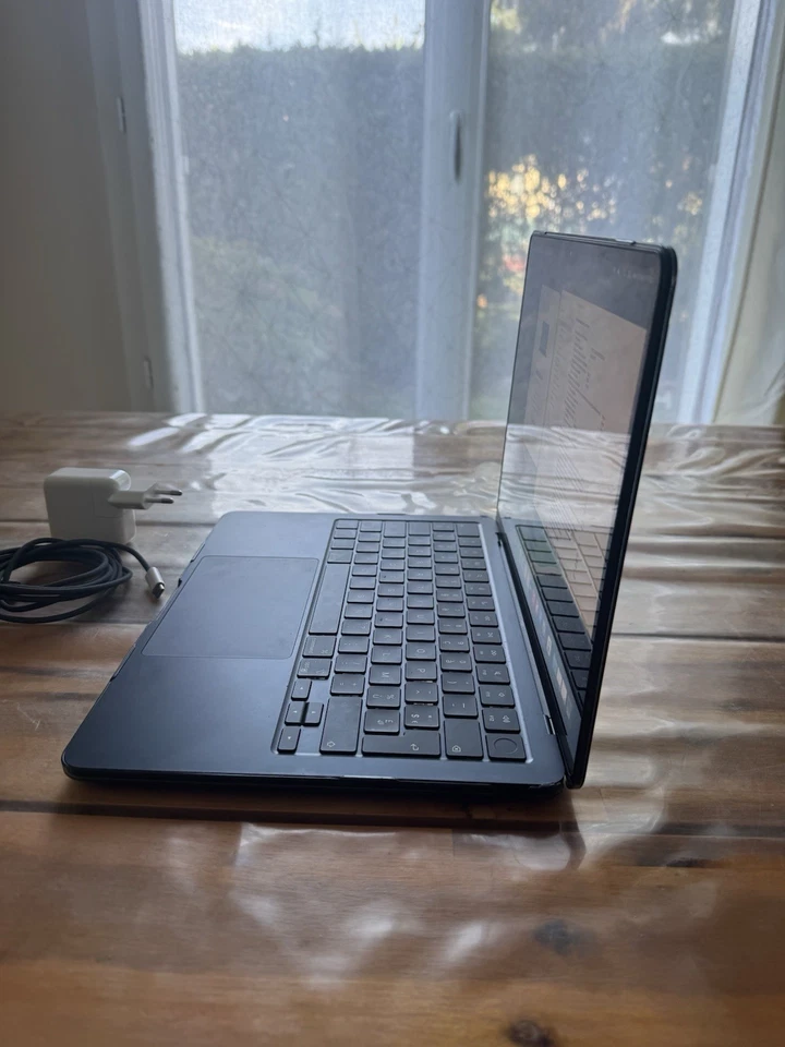 Apple MacBook Air 13" M4 · 16GB · 256GB, photo 3 sur 5