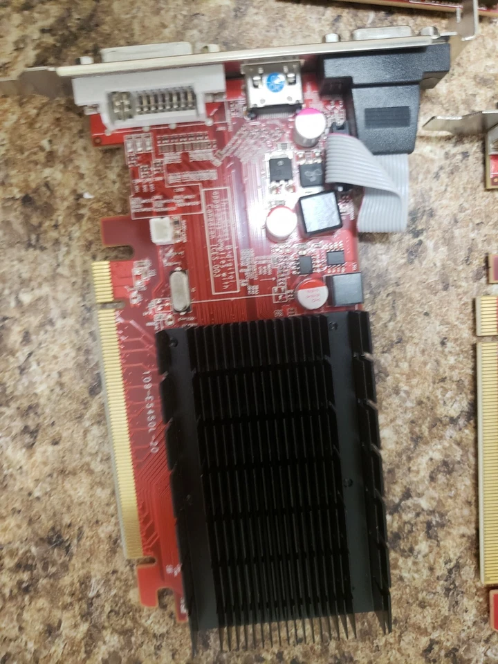 Lot Of 5 VisionTek 401479 Radeon 5450 PCIE 2GB HDMI DVI VGA Video Graphics Card - Image 2 of 4