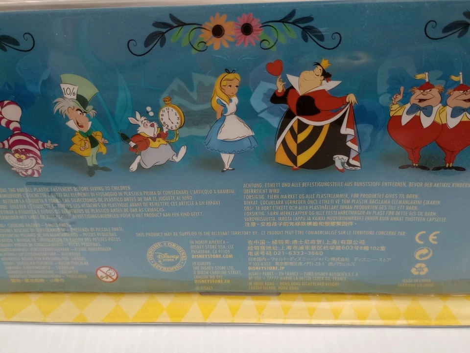 DISNEY "Alicia en el País de las Maravillas" Con Juego de 6 Estatuillas Reina Sombrerera Conejo Foto 4 de 4