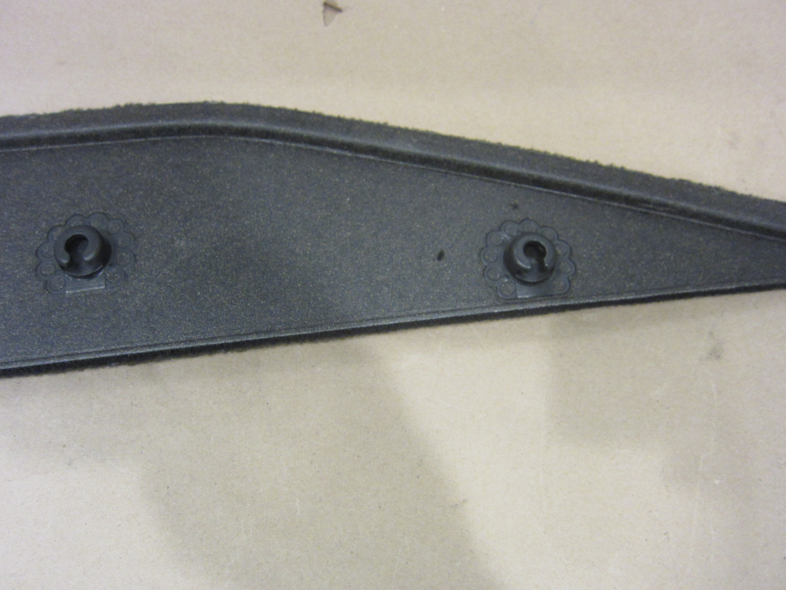 Ferrari California - LH Tunnel Carpet-Black - P/N 80679300 