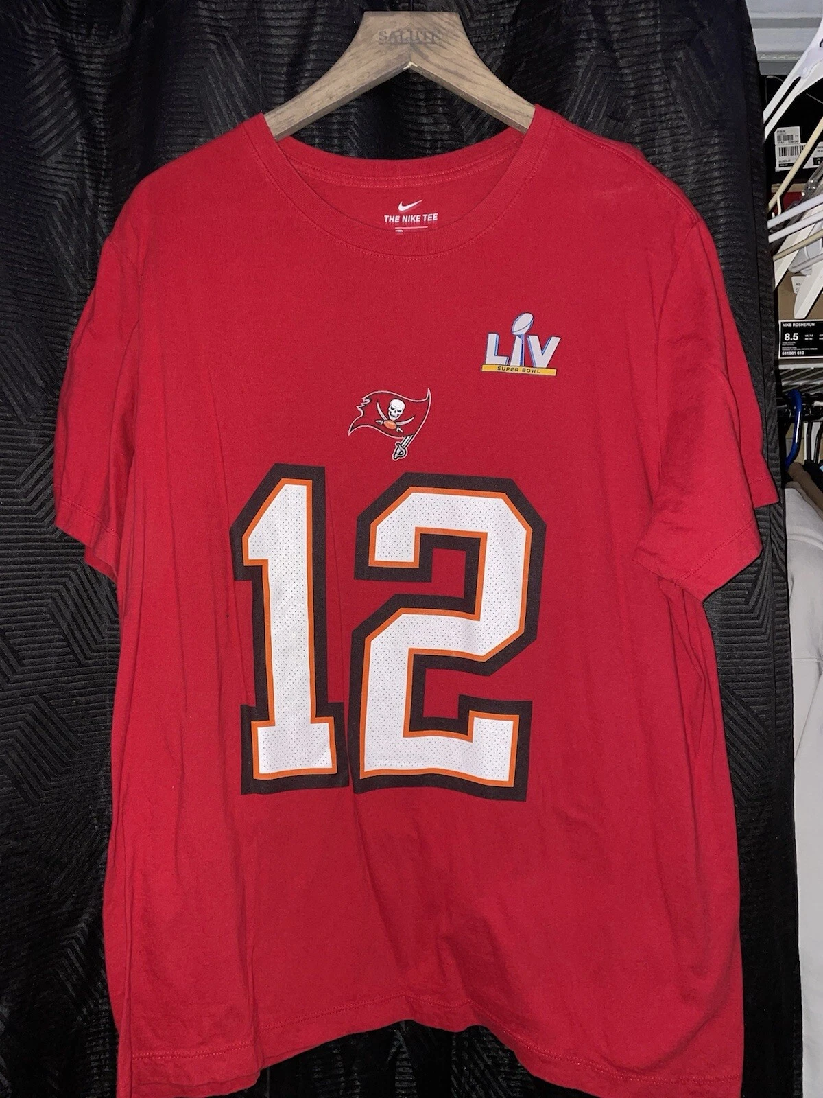 NFL The Nike Tee Buccaneers T Shirt Men's Size XL Red Crew Neck Short Sleeve