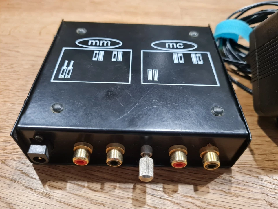 PRO-JECT Audio Systems The Phono Box mm/mc preamplifier - Bild 3 von 4