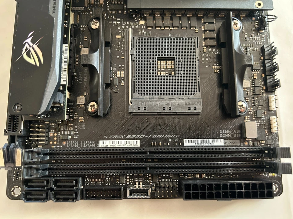 ASUS ROG STRIX B550-I GAMING(WIFI) MINI-ITX AM4 AMD per CPU RYZEN 3XXX-4XXX-5XXX - Immagine 3 di 4