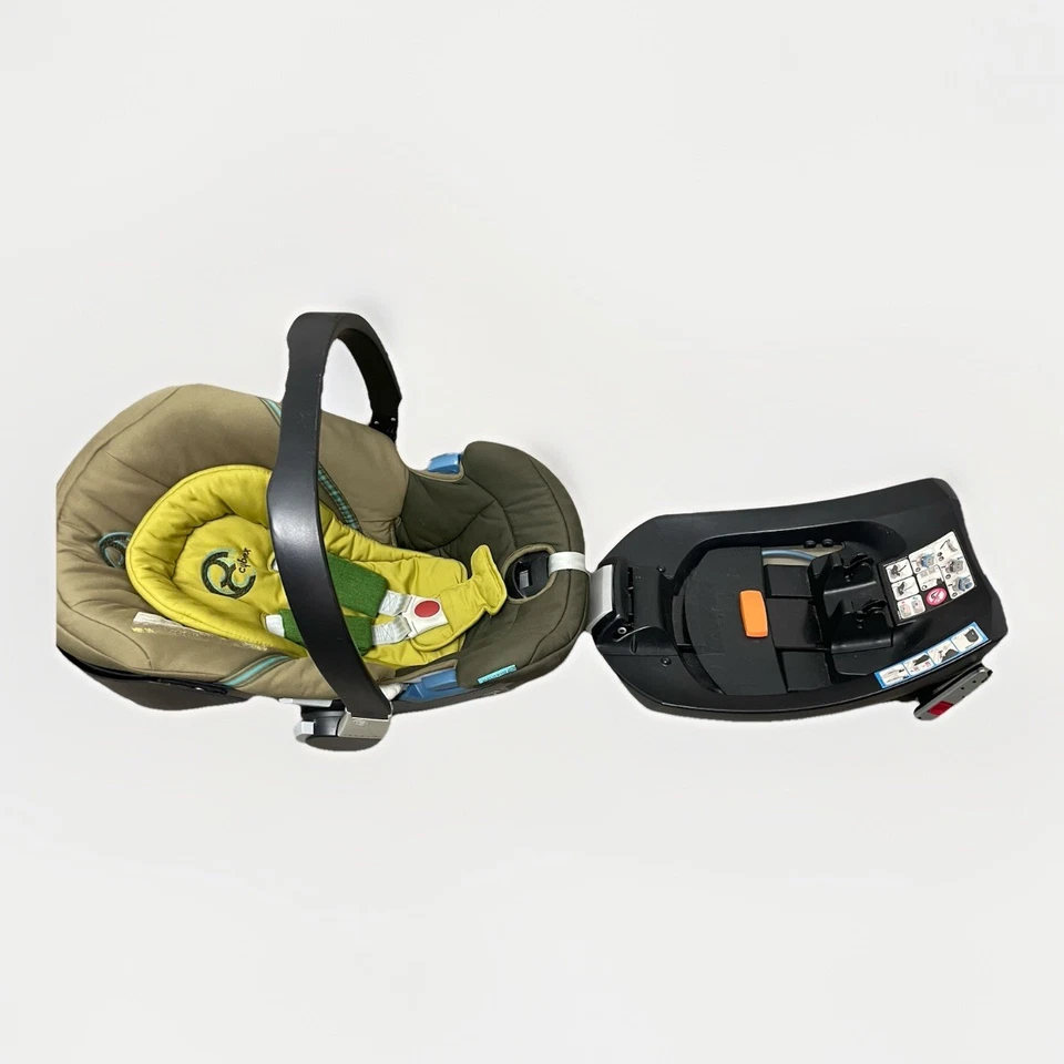 -GEBRAUCHTE- Cybex Babyschale inklusive Base Kindersitz Isofix Babyschale - Bild 2 von 4