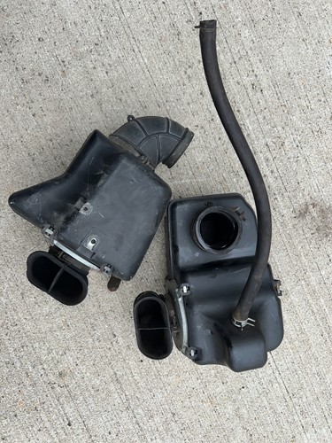 1997-2004 SUZUKI MARAUDER 800 VZ800 Airbox air intake cleaner box filter