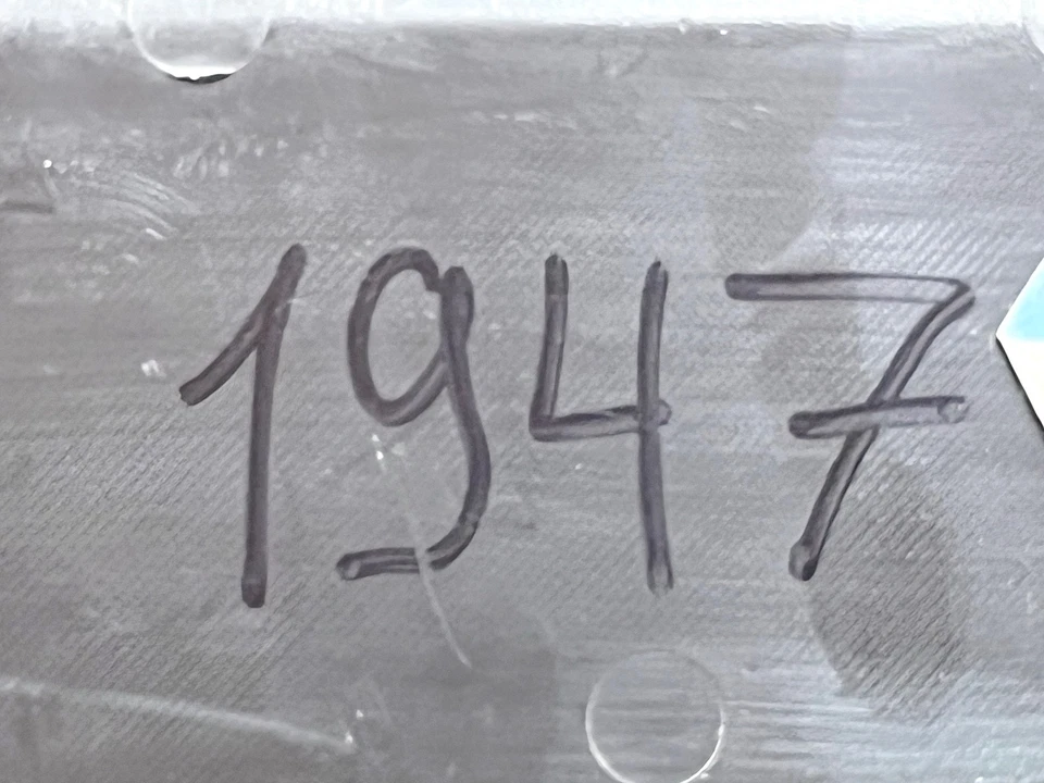 07-13 CHEVROLET TAHOE ПРИБОРНОЙ ПАНЕЛИ ВЕРХНИЙ ПЕРЧАТОЧНЫЙ ЯЩИК ОТСЕК ДЛЯ ХРАНЕНИЯ В СБОРЕ OEM - Изображение 3 из 4