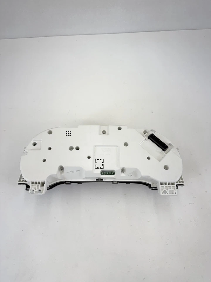 2011-2014 Toyota Sienna Speedometer Instrumental Cluster OEM 83800-08350-00 #203 - Image 4 of 4