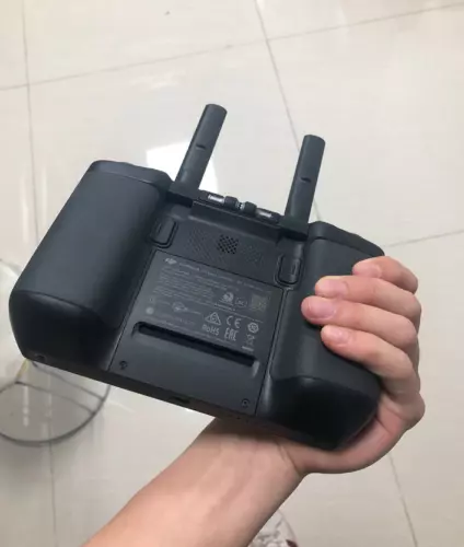 DJI Smart Control-RM500 for Mavic 2 Pro/Zoom/Air 2/2S Mini 2/Phantom 4 Pro V2.0 - Picture 4 of 8