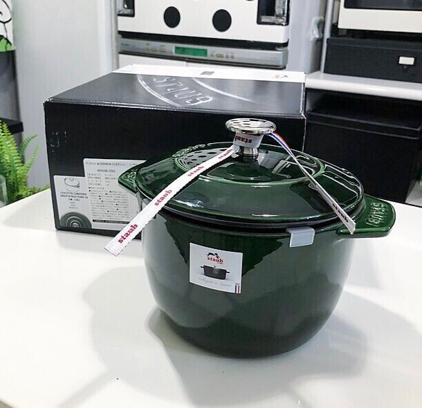 STAUB LA COCOTTE バジルグリーン 14cm STAUB LA COCOTTE バジルグリーン 14cm ピコ・ココット 14cm バジル