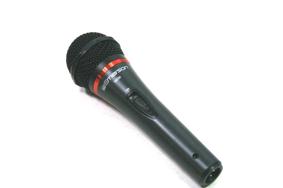 Karaoke USA(TM) M200 Professional Dynamic Microphone - Image 3 of 3