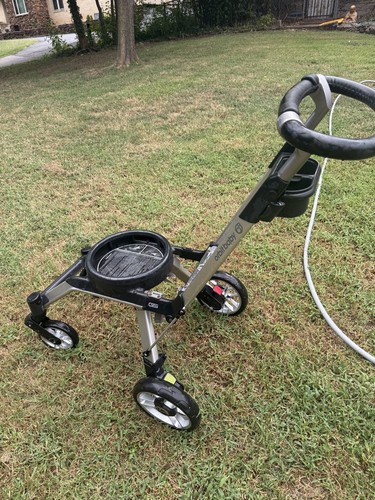 Orbit Baby G5 Stroller (Base/frame) and Extra front and back wheels