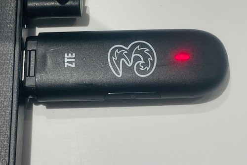 ZTE MF112 Black Portable 3G 7.2 Mbps Three Mobile Broadband USB 2.0 Wifi Modem - Picture 5 of 5