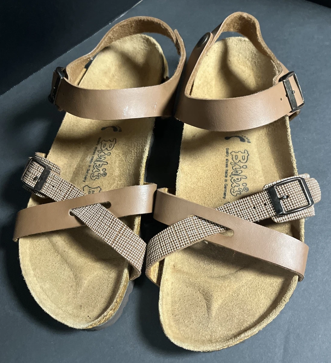 Birki’s  unisex  khaki sandals Men sz 7 women sz 9 Birkis Birkenstock 39 Unisex Adult Shoes products for sale  main image 4