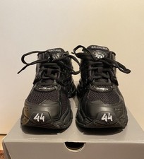 Balenciaga Runner Sneaker   Black (Size 44)