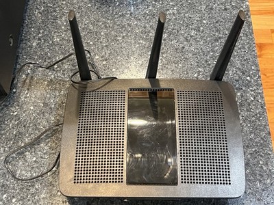Linksys EA7450 AC1900 Dual-Band WiFi Router, Beamforming, USB 3.0, Black