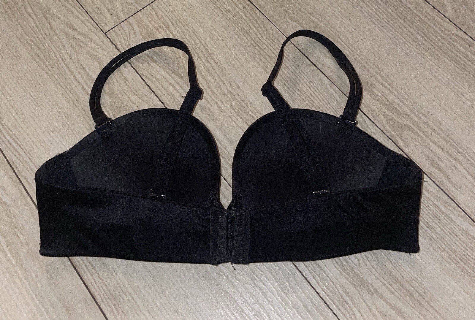 Victorias Secret Super Padded Strapless Bra Multiway Underwire Womens 34A Black