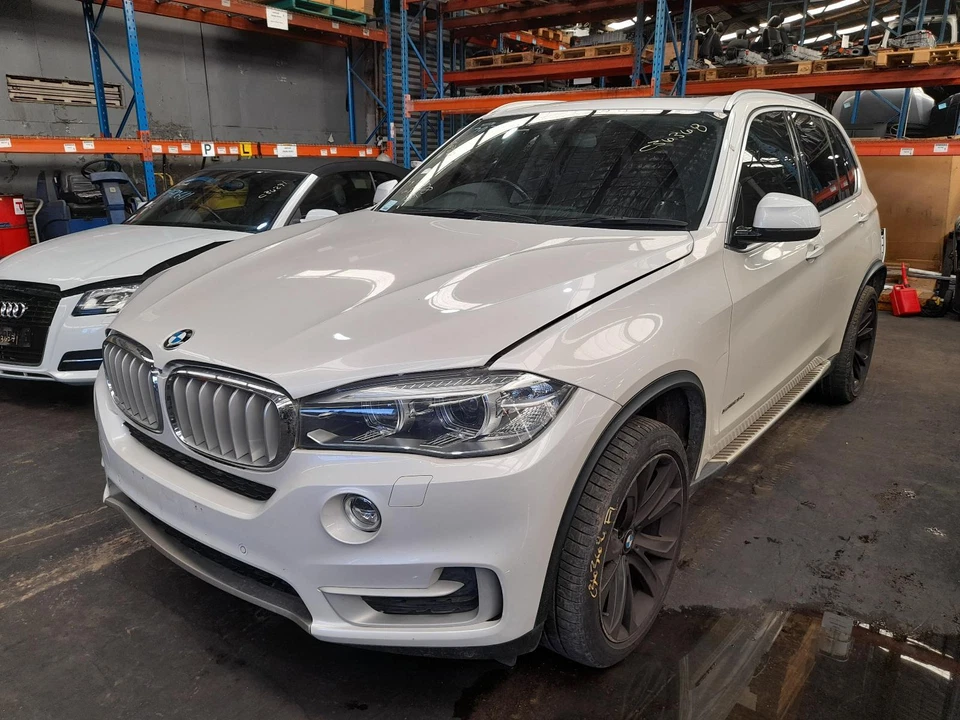 BMW X5 LEFT BUMPER FOGLAMP, LED TYPE, F15, 09/13-07/18 - image 3 of 4