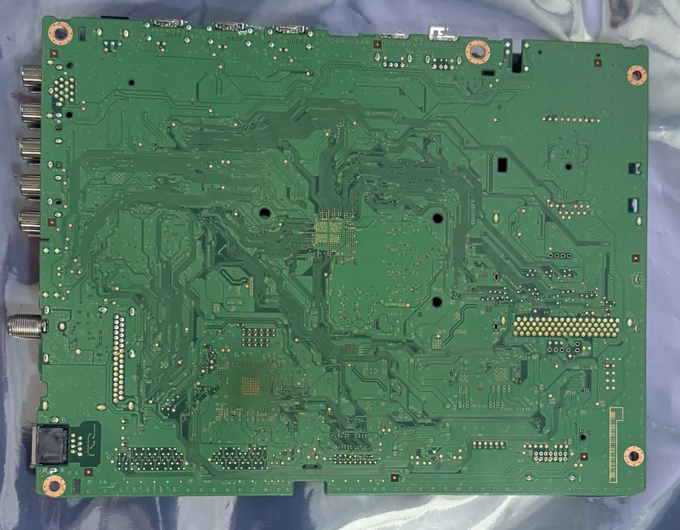 Placa principal/placa A Panasonic TXN/A1UFUUS para TC-P65ST60 - Imagem 3 de 4