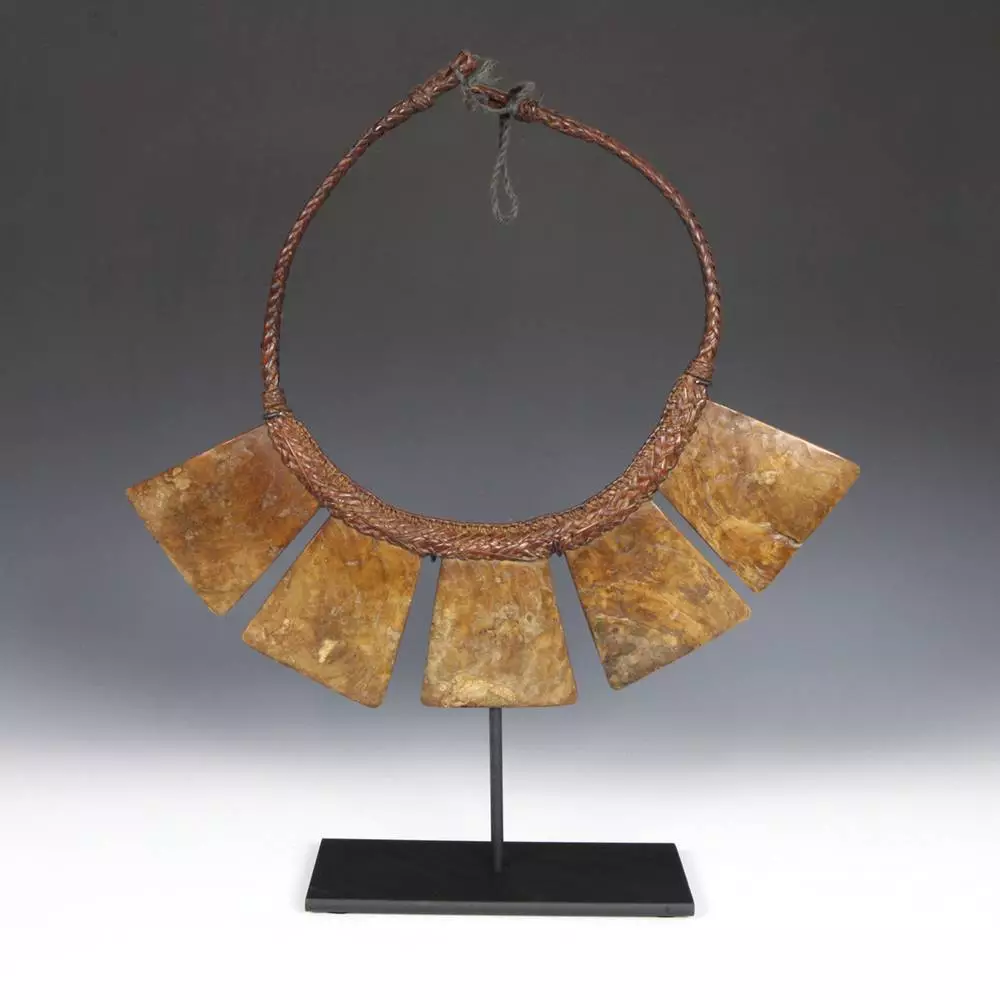 VINTAGE PANGALAPANG TRIBAL NECKLACE IGOROT PEOPLE IFUGAO