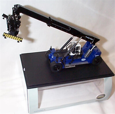 Konecranes Reach Stacker blau Seetransport Maßstab 1:76 neu im Koffer 76KRS006