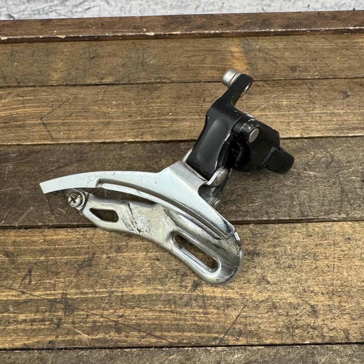 Vintage Shimano Deore LX FD-M565 Front Derailleur 28.6 Clamp