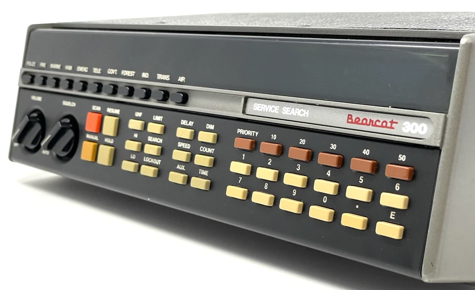 Vintage Bearcat Electra BC-300 50ch Programmable Emergency Police Radio Scanner - Image 4 of 4