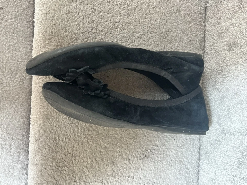 Jessica Simpson 麂皮绒花卉芭蕾平底鞋 8 码二手状况完好 — 第 3/4 张图片