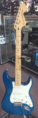 FENDER MEXICAN DELUXE PLAYERS STRATOCASTER | eBay
