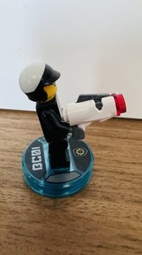 New Lego Minifigure - Bad Cop w/ Dimensions Base 71213 (tlm098)