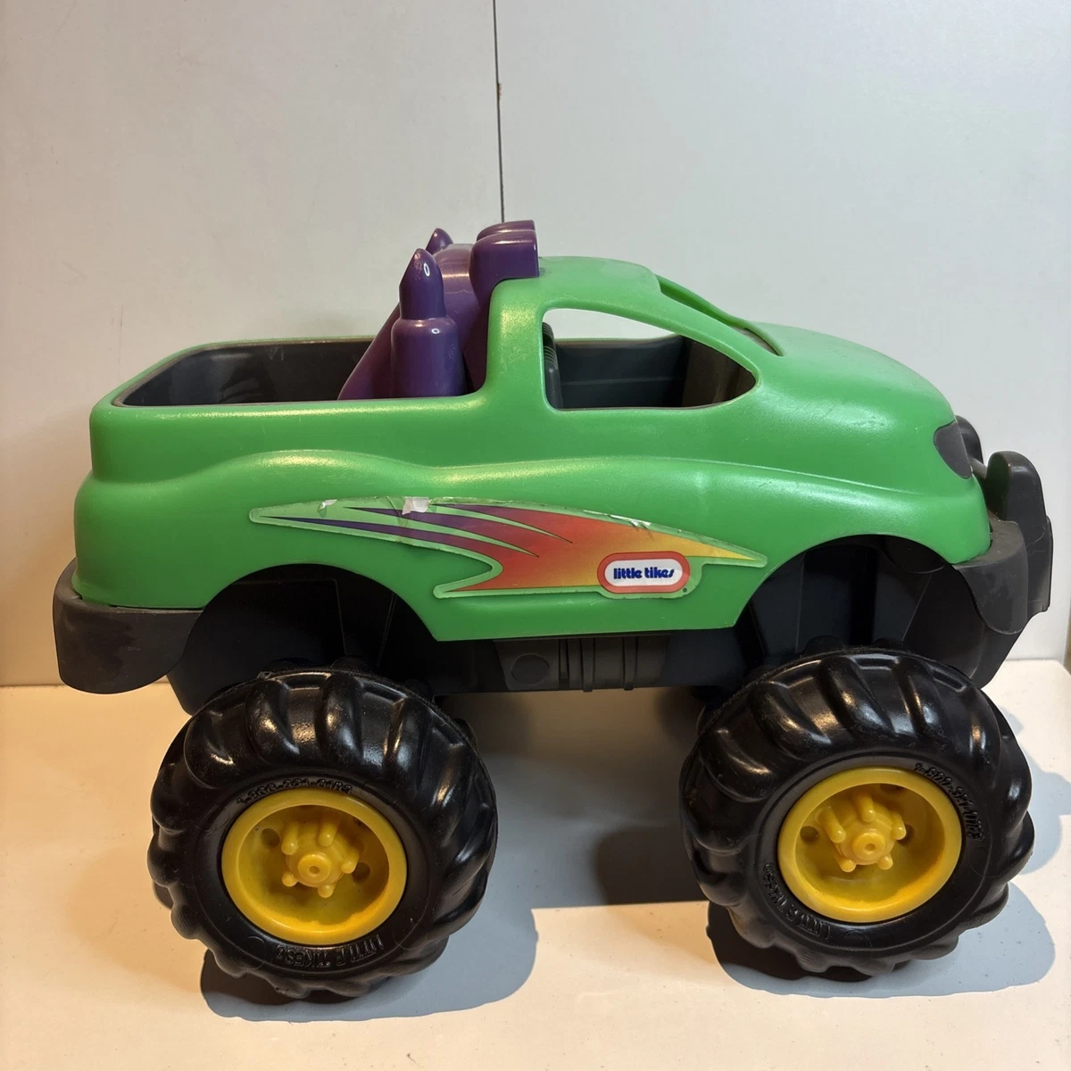 リトルタイクスRUGGED RIGGZ レースカー運搬車&ミニカーセット リトルタイクスRUGGED RIGGZ レースカー運搬車&ミニカーセット 【公式