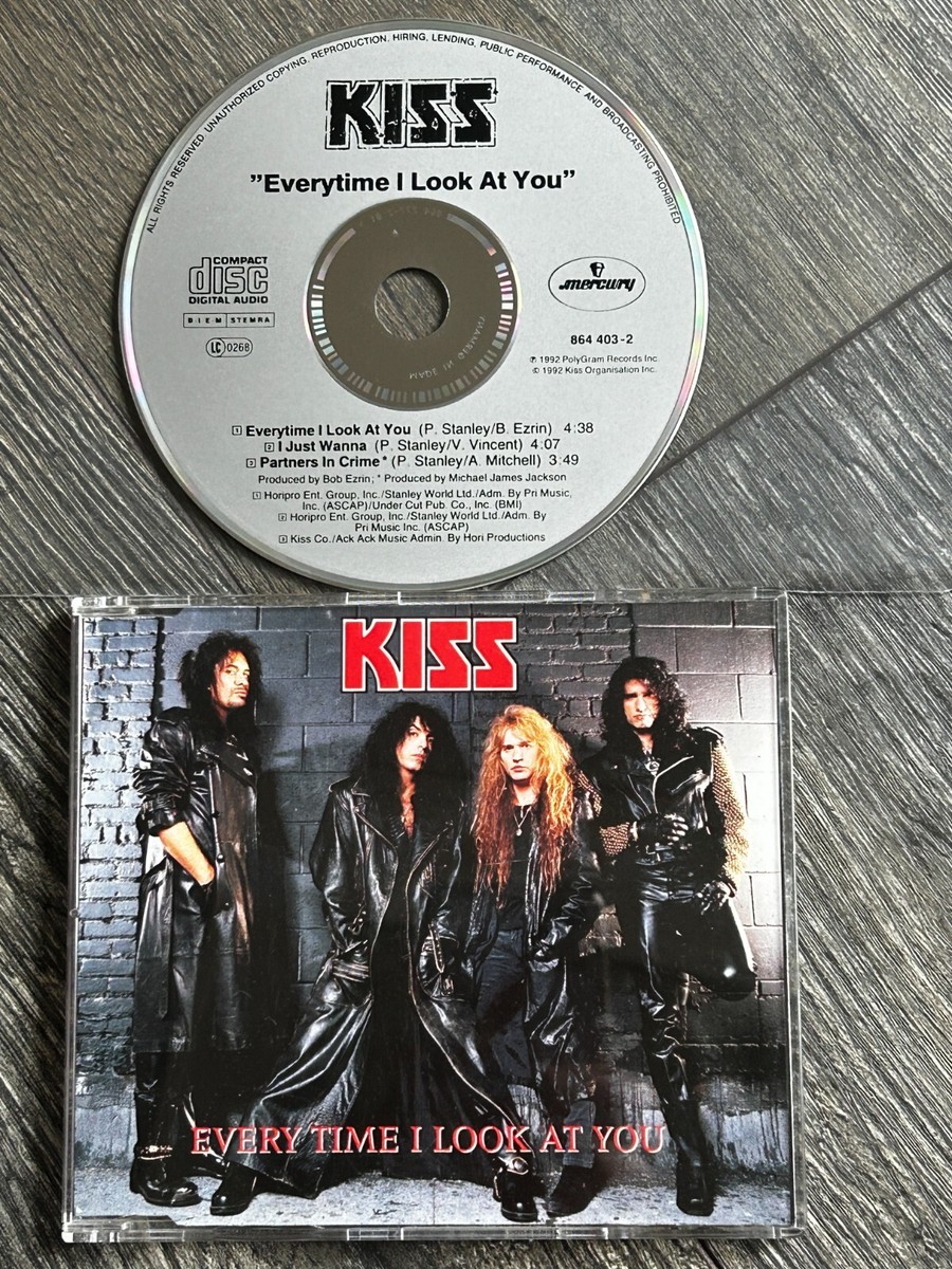 KISS サイン入りCD $_57.JPG?set_id=880000500F