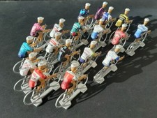 Année 2022 World Teams - 18 cyclistes miniatures Tour de france - Cycling figure