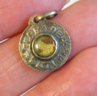 Terra soil relic round small charm pendant medal Our Lady of Fatima apparition
