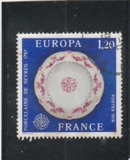 L5240 FRANCE Timbre Y&T N° 1878 de 1976 " Europa Porcelaine de Sevres " Oblitéré