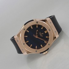 HUBLOT Classic Fusion Automatik Ø 45mm, 18k Rotgold Kautschuk Band Faltschliesse