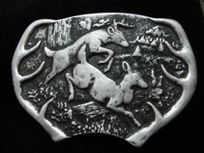 PG05105 VINTAGE 1970s **DEER RUNNING THROUGH FOREST** ART COMMEMORATIVE BUCKLE