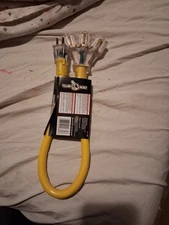 Yellow Jacket 2882AC Outdoor PVC 125V 15A 1875W 12/3 SJTW 3-Outlet Cord 2 ft.