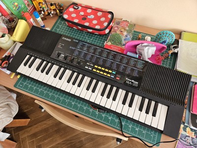 Vintage Musiksynthesizer Casio MA-201 ToneBank