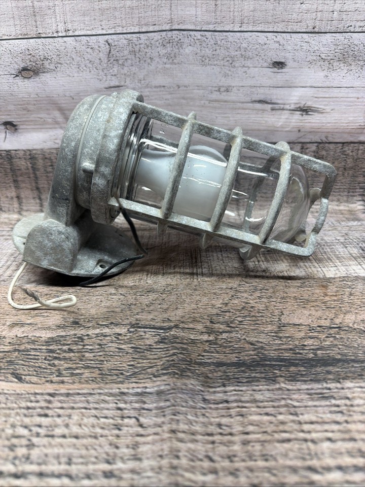 Computer Old Explosion Vintage Explosion Proof Light Fixture Marked PC CO On Globe & 8512 On ...