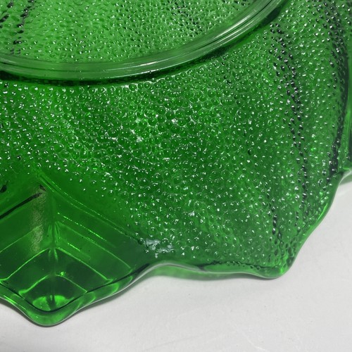 VTG Anchor Hocking Forest Green Glass Lotus Leaf Blossom 2 Plates, 1 Bowl - Bild 15 von 15