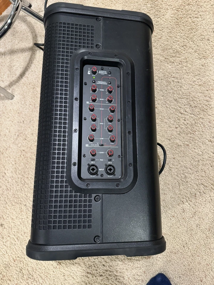 Línea 6 Stagesource L2T Foto 2 de 4