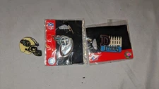 Tennessee Titans Pin 3 Pack.. Out Of Circulation..  Aminco Int. New NFL 