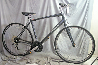 schwinn avenue bicycle Network 3.0 700c 700c White Hybrid Bike Lead the way on the 700c Mens Trailway by Schwinn Schwinn Third Avenue 700c Men's