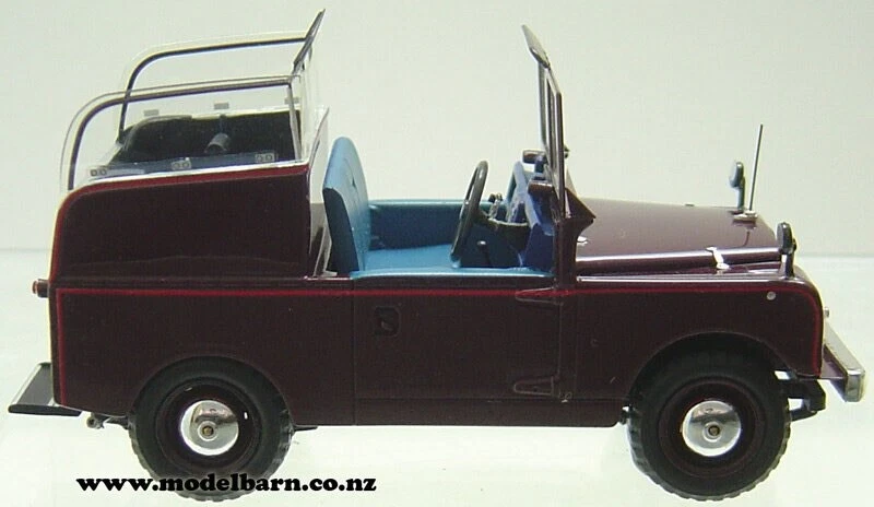 1:43 TRUESCALE TSM Land Rover Series I 88’’ Royals Review - Immagine 2 di 3