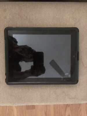 Apple iPad 2 16GB, Wi-Fi + Cellular (Unlocked), A1396, 9.7in - Black