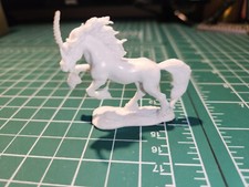 1 X Unicorn SILVERHORN - Reaper Bones Miniatura Para Juego De Rol