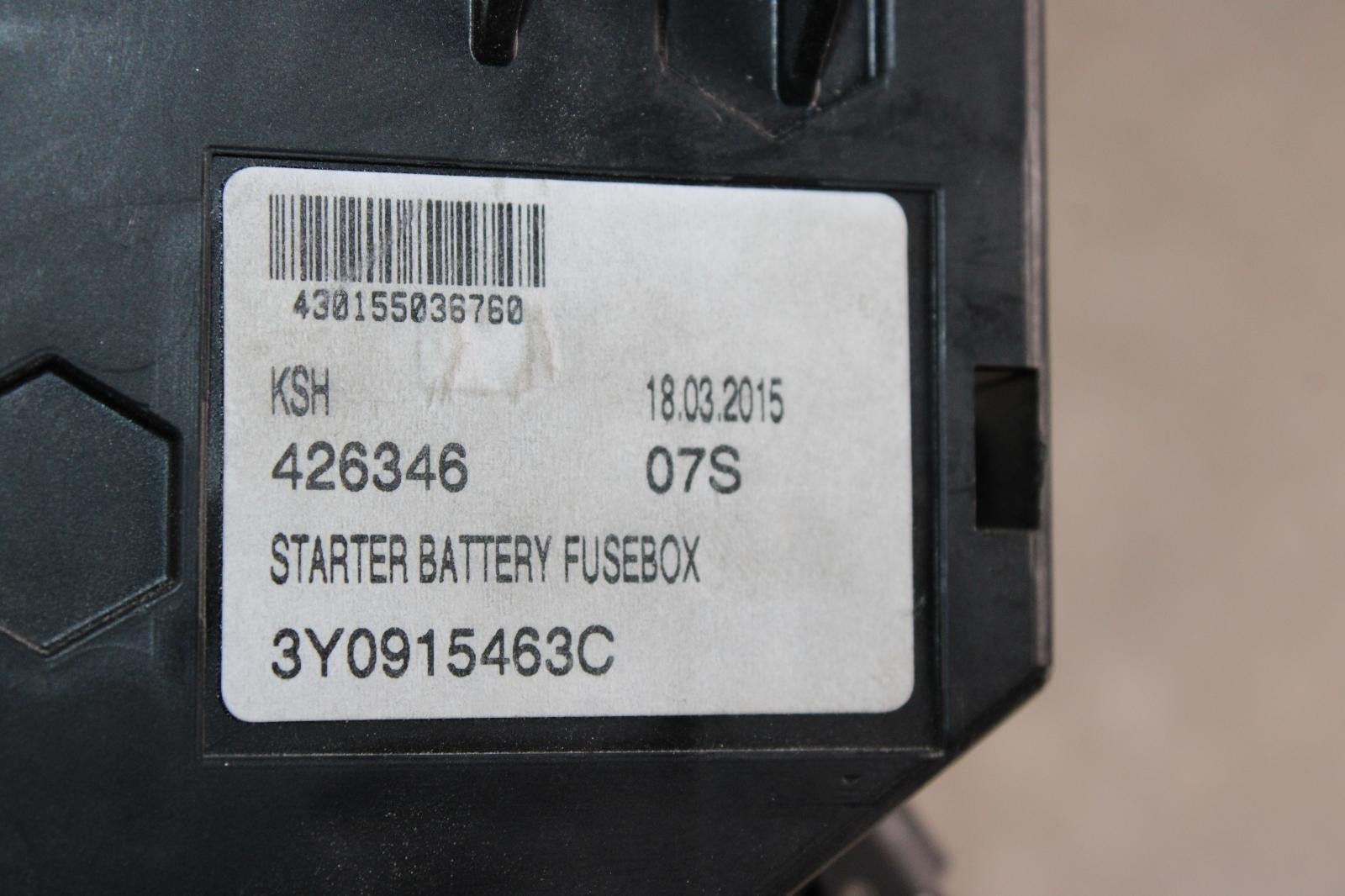 13-18 Flying Spur Electronic Passenger Right RH Battery Fuse Box OEM Factory WTY