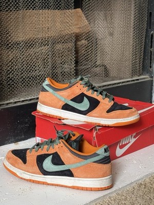 Nike Men s Dunk Ceramic Black/Green Colorblock Suede Low Top Lace-Up Sneakers